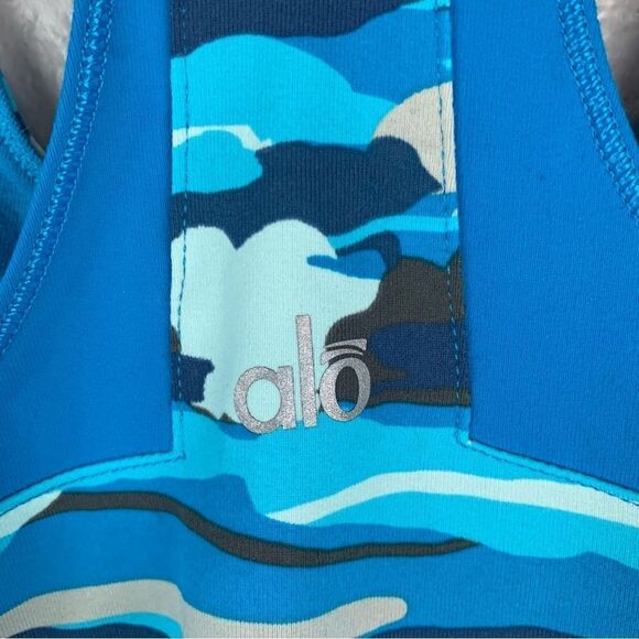 ALO Yoga Blue Multicolor Tank Top - Picture 4 of 9